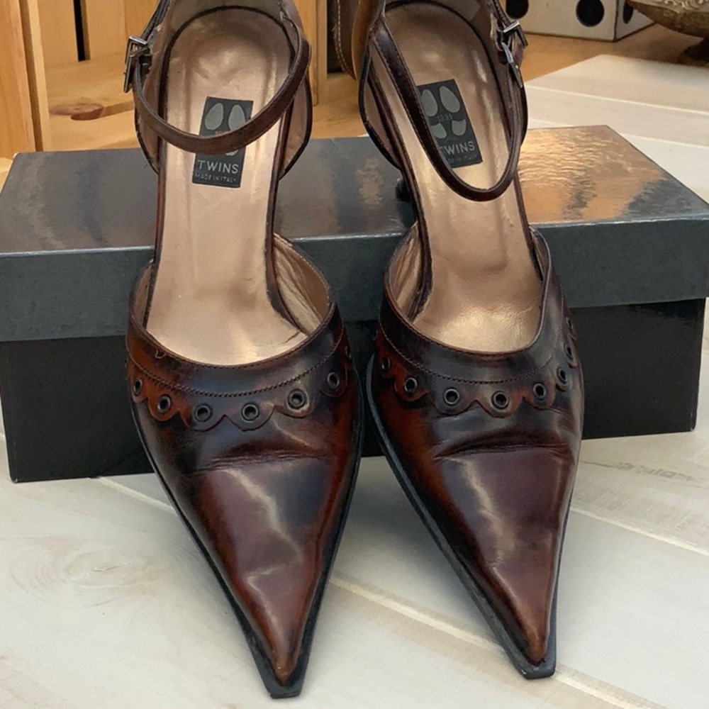 Heels - Picture 2 of 3